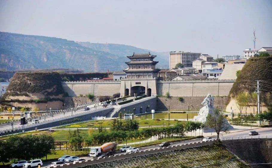 庆阳_一肖一码一必中一肖,撕破脸皮翻页的全面释义、解释与落实